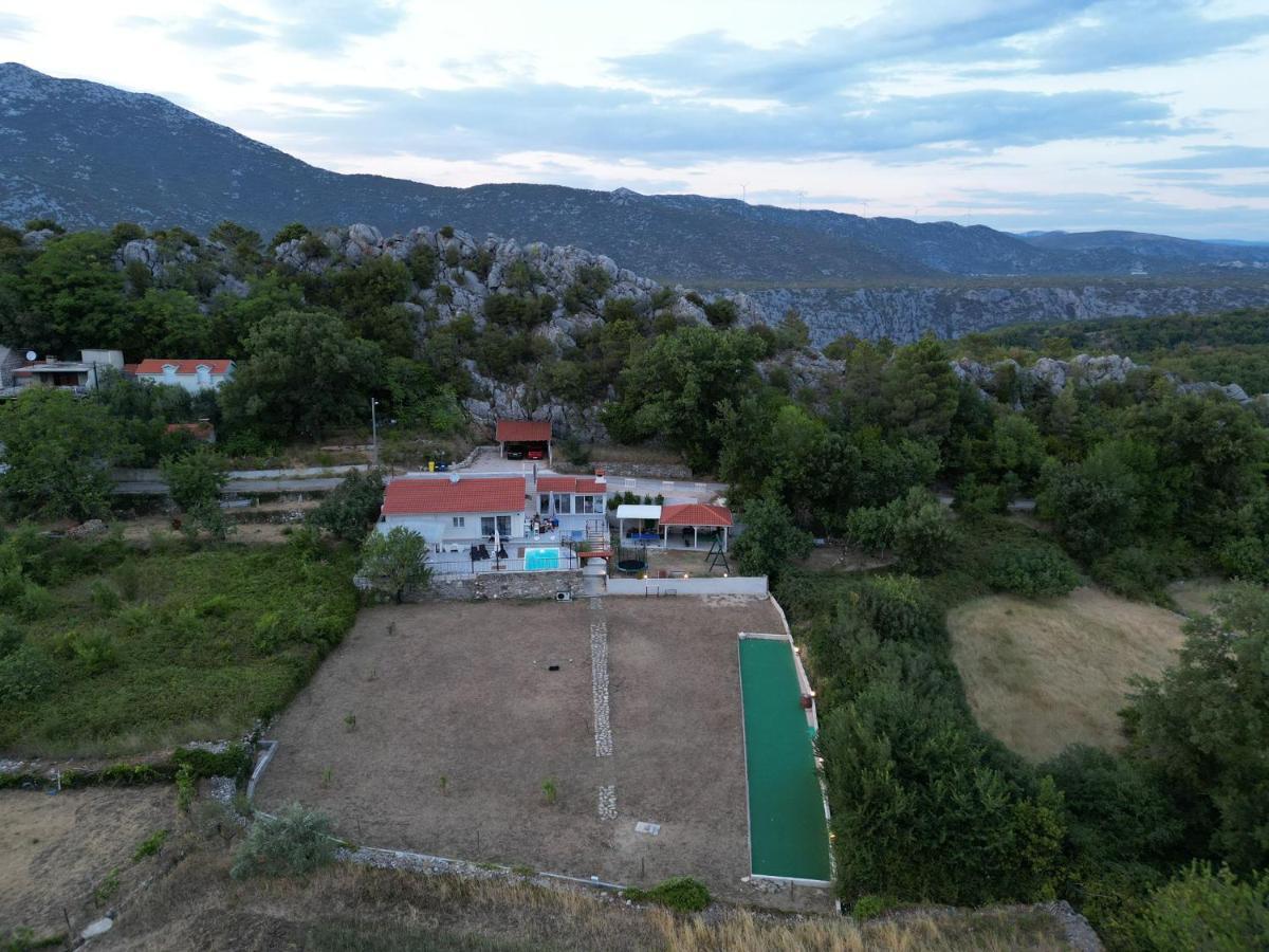 Villa Zrinka **** Svinisce Zewnętrze zdjęcie
