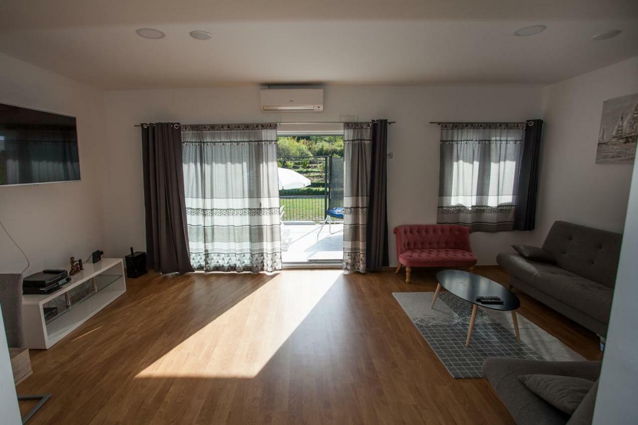 Villa Zrinka **** Svinisce Zewnętrze zdjęcie