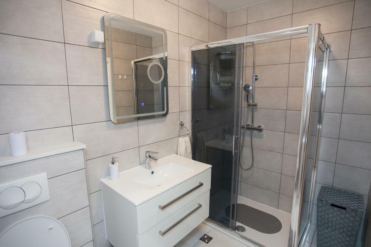 Villa Zrinka **** Svinisce Zewnętrze zdjęcie